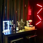 Dalikyda - Clap 'n Chill - Cinema - Loveroom Apartman Le Havre