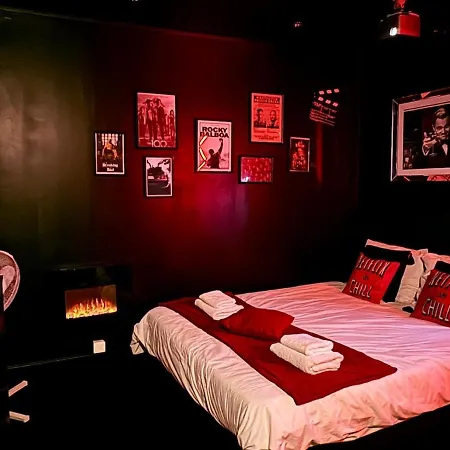 Dalikyda - Clap 'n Chill - Cinema - Loveroom Apartment Le Havre