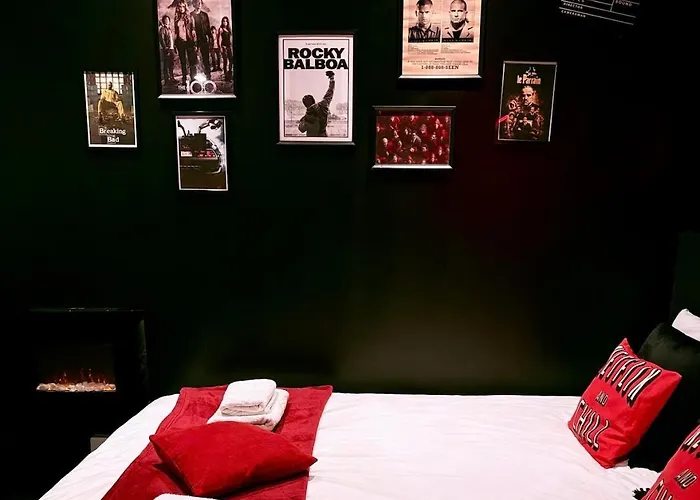 Dalikyda - Clap 'n Chill - Cinema - Loveroom Апартаменты *