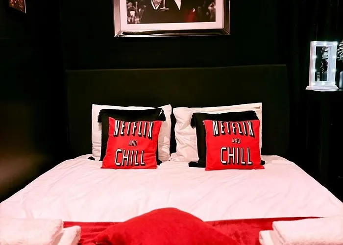 Апартаменты Dalikyda - Clap 'n Chill - Cinema - Loveroom