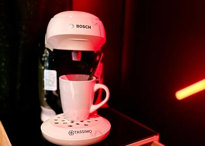 Dalikyda - Clap 'n Chill - Cinema - Loveroom *